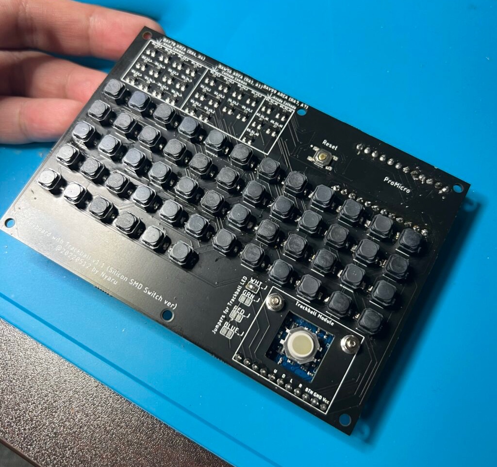 自作キーボード】小型自作キーボードキット microooonを作る - SIDACONFIG.COM